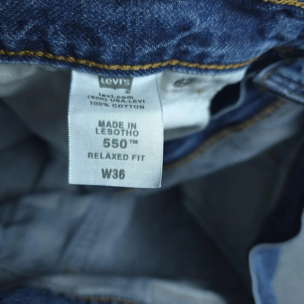 Levi's 550 Denim Shorts Mens 36 Blue Relaxed Fit Medium Wash